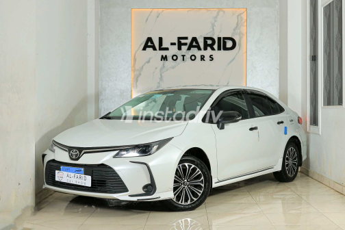 تويوتا كورولا 2022 أبيض أوتوماتيك مستعملة للبيع في القاهرة الكبرى ( القاهرة - الجيزة) - 4