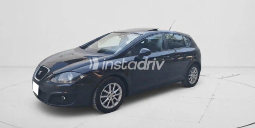 Seat Leon 2011 Black Automatic Used for Sale in Mohandessin - 2