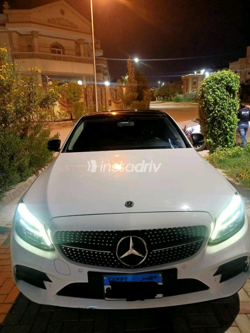 مرسيدس C 200 2020 أبيض أوتوماتيك مستعملة للبيع في القاهرة الكبرى ( القاهرة - الجيزة) - 5
