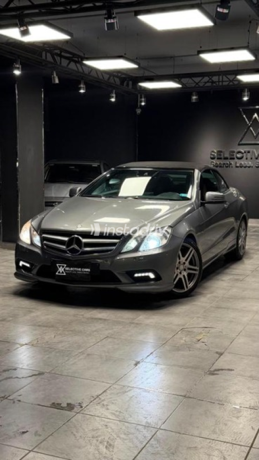 مرسيدس E 250 2011 رمادي أوتوماتيك مستعملة للبيع في القاهرة - 1