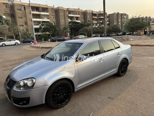 Volkswagen Jetta 2011 Blue Automatic Used for Sale in Heliopolis - 6