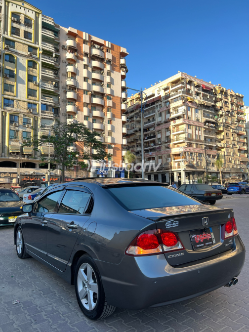 Honda Civic 2010 Gray Automatic Used for Sale in Greater Cairo ( Cairo + Giza) - 2