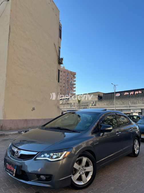 Honda Civic 2010 Gray Automatic Used for Sale in Greater Cairo ( Cairo + Giza) - 4