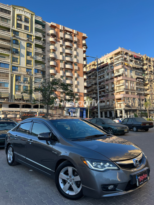 Honda Civic 2010 Gray Automatic Used for Sale in Greater Cairo ( Cairo + Giza) - 10
