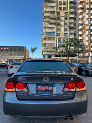 Honda Civic 2010 Gray Automatic Used for Sale in Greater Cairo ( Cairo + Giza)