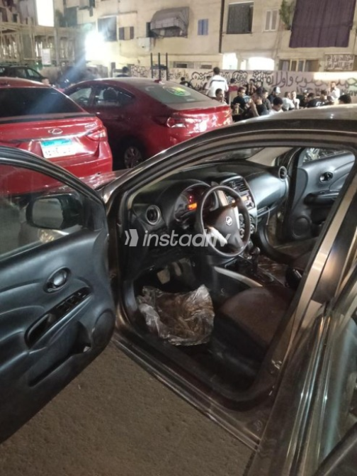 Nissan Sunny 2016 Dark Gray Automatic Used for Sale in Giza - 9