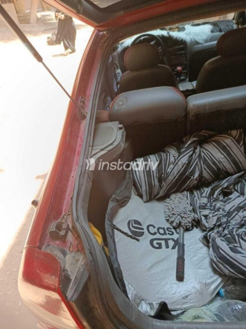 Kia Shuma 1999 Red Automatic Used for Sale in Cairo - 5