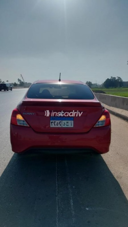 Nissan Sunny 2024 Red Automatic Used for Sale in Giza - 2