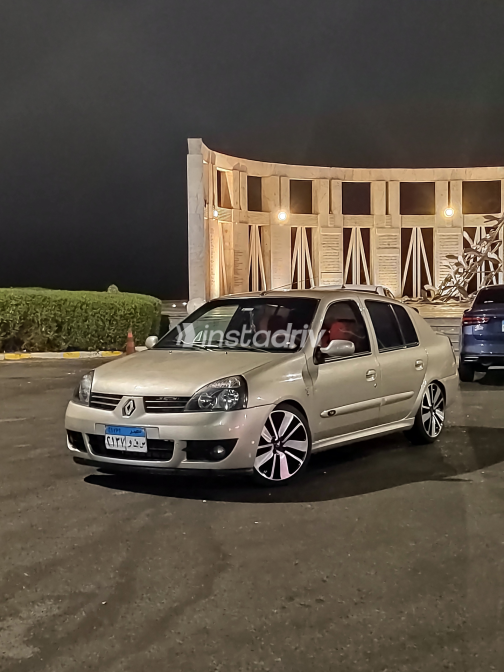 Renault Clio 2007 Beige Manual Used for Sale in Greater Cairo ( Cairo + Giza) - 2