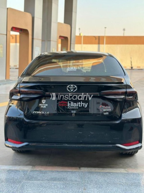 Toyota Corolla 2021 Black Automatic Used for Sale in Cairo - 4