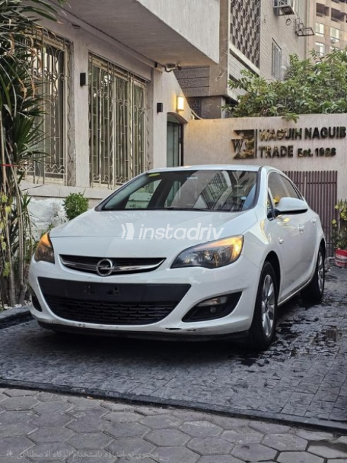 Opel Astra 2021 White Automatic Used for Sale in Heliopolis - 3