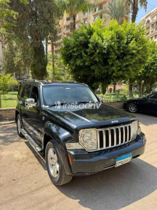Jeep Cherokee 2009 Black Automatic Used for Sale in Nasr city - 2