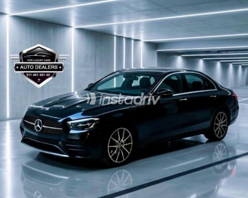 Mercedes E 200 2022 Black Automatic Used for Sale in Pyramids Gardens - 1