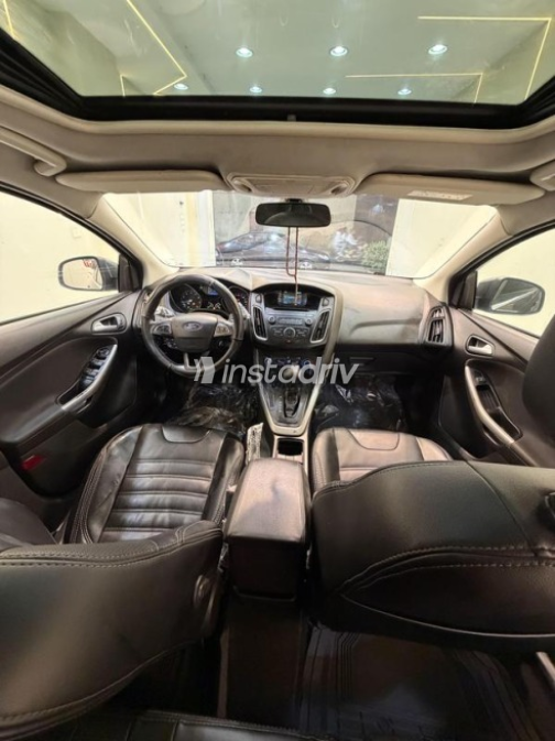 Ford Focus 2015 Gray Automatic Used for Sale in Menouf - 9
