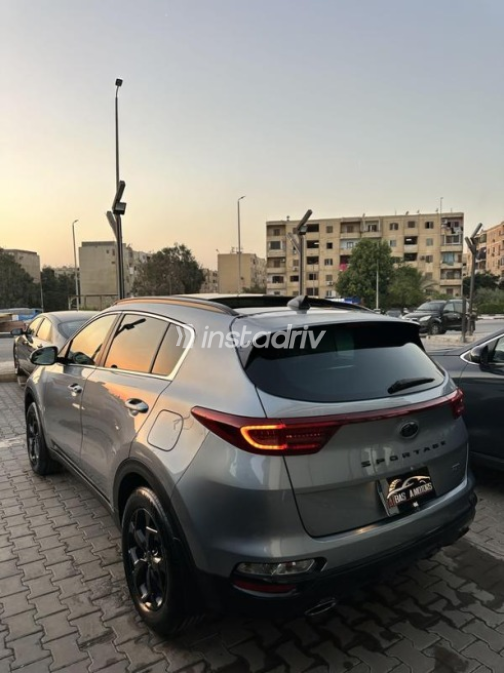 Kia Sportage 2022 Silver Automatic Used for Sale in Cairo - 2