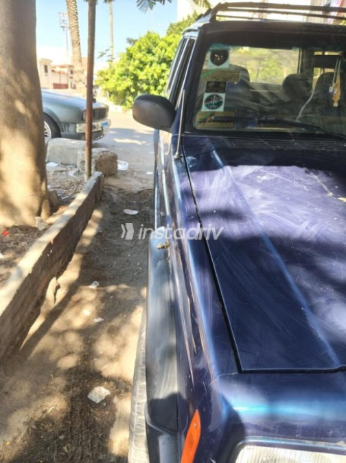 Jeep Cherokee 1996 Blue Automatic Used for Sale in Alexandria - 1