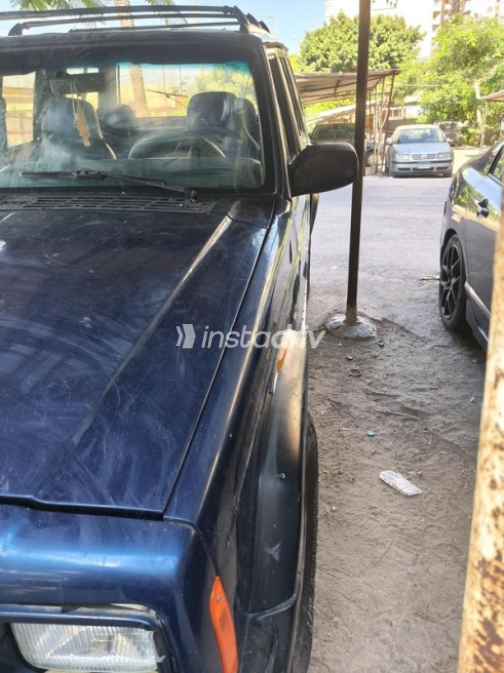 Jeep Cherokee 1996 Blue Automatic Used for Sale in Alexandria - 4