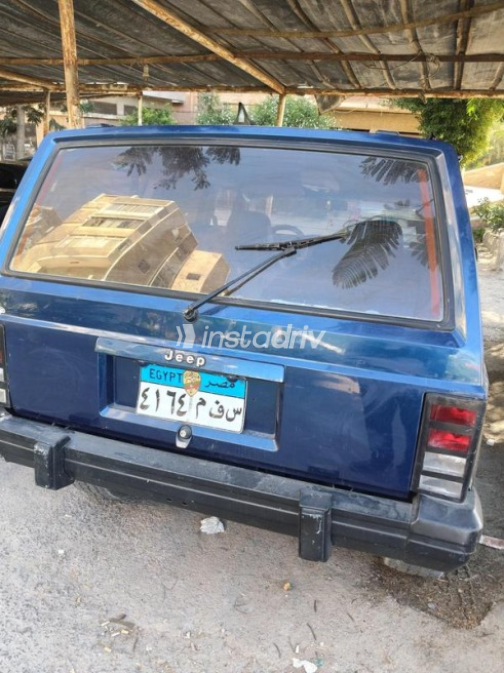 Jeep Cherokee 1996 Blue Automatic Used for Sale in Alexandria - 9