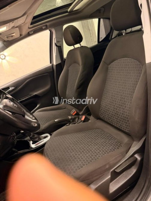 Opel Corsa 2015 Silver Automatic Used for Sale in Cairo - 4