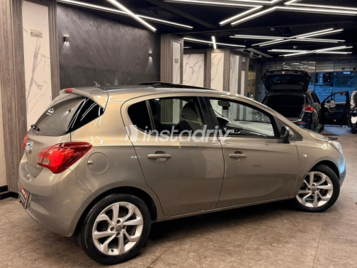 Opel Corsa 2015 Silver Automatic Used for Sale in Cairo - 6