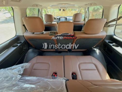 Toyota Land Cruiser 2018 White Automatic Used for Sale in Cairo - 6