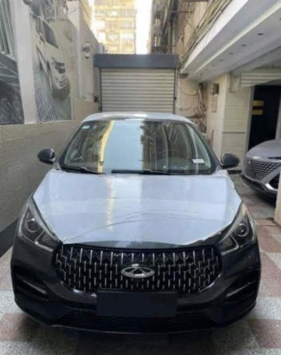 شيرى اريزو 5 2027 فضي يدوي مستعملة للبيع في عين شمس