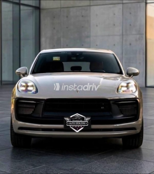 Porsche Macan 2024 Beige Automatic Used for Sale in Sheikh Zayed City - 2