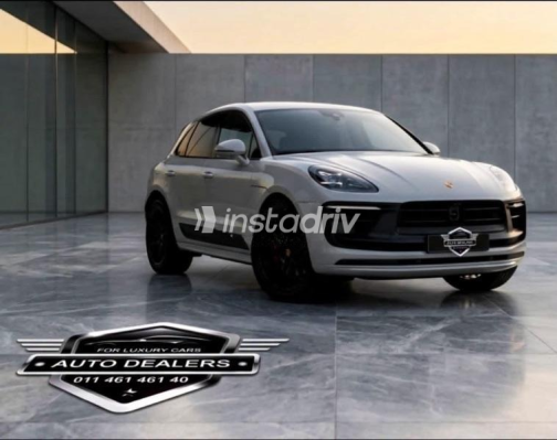 Porsche Macan 2024 Beige Automatic Used for Sale in Sheikh Zayed City - 3