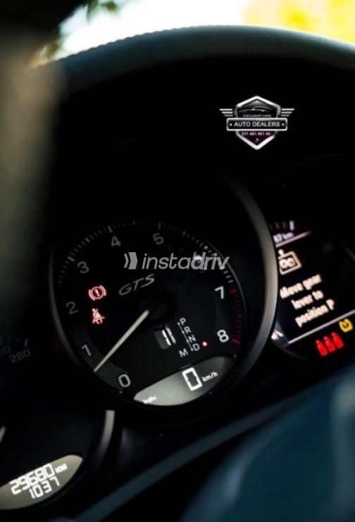 Porsche Macan 2024 Beige Automatic Used for Sale in Sheikh Zayed City - 9