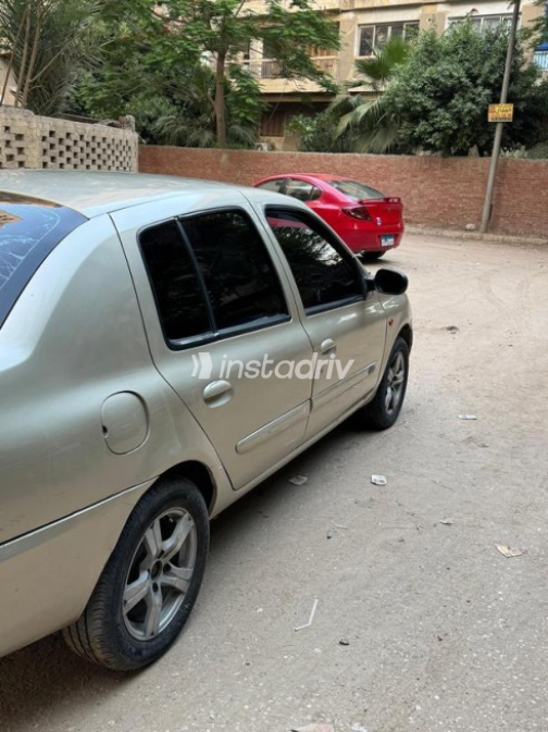 Renault Clio 2008 Gold Automatic Used for Sale in Greater Cairo ( Cairo + Giza) - 5