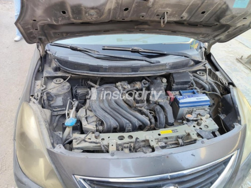 Nissan Sunny 2013 Bronze Automatic Used for Sale in Giza - 3