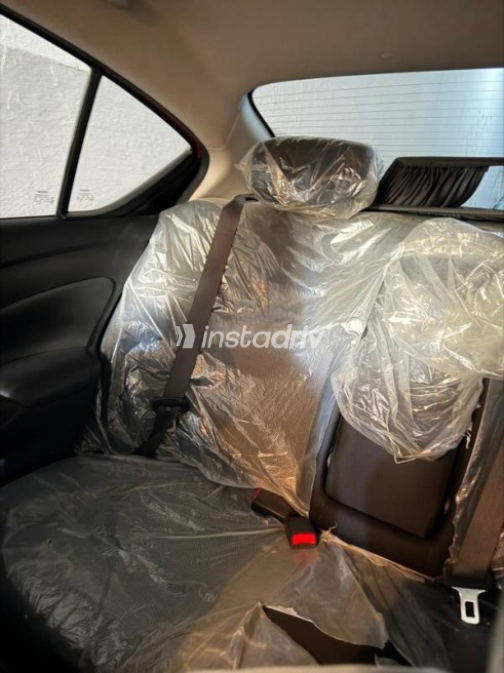 Nissan Sunny 2024 Red Automatic Used for Sale in Greater Cairo ( Cairo + Giza) - 3