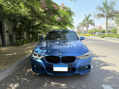 بي ام دبليو 320 2019 أزرق غامق أوتوماتيك مستعملة للبيع في مدينتى - 2