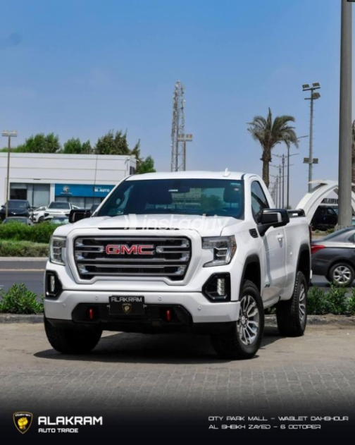 Gmc Sierra 2021 White Automatic Used for Sale in 6 October - 1
