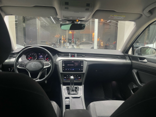 Volkswagen Passat 2022 Silver Automatic Used for Sale in Greater Cairo ( Cairo + Giza)