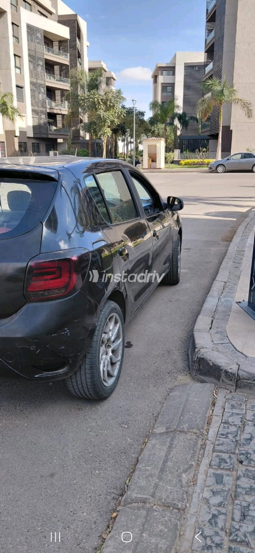 رينو سانديرو 2019 أسود أوتوماتيك مستعملة للبيع في القاهرة الكبرى ( القاهرة - الجيزة) - 6