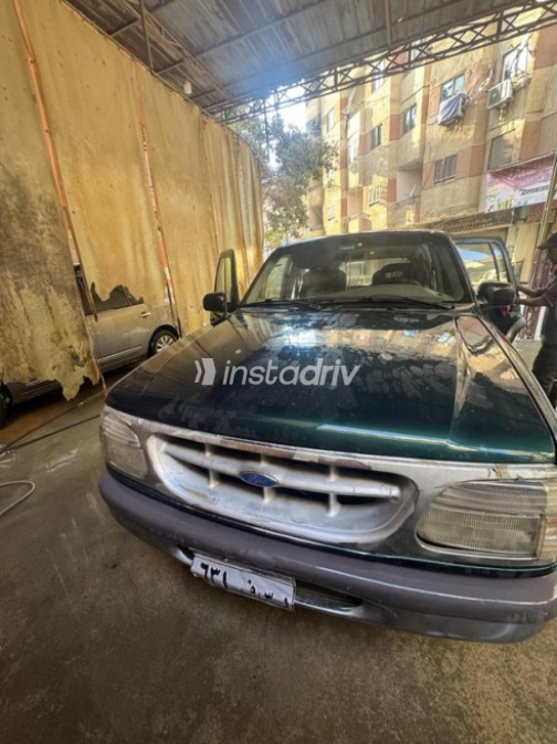 Ford Explorer 1997 Green Automatic Used for Sale in Cairo - 6