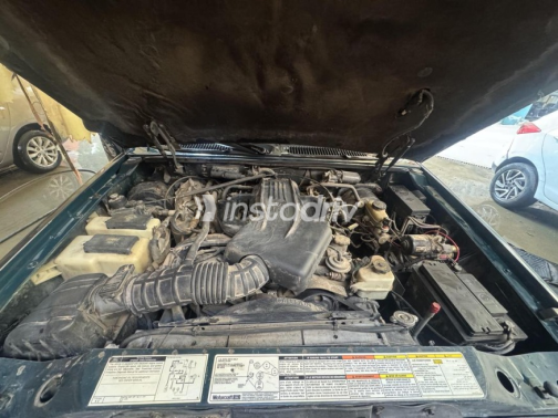Ford Explorer 1997 Green Automatic Used for Sale in Cairo - 8