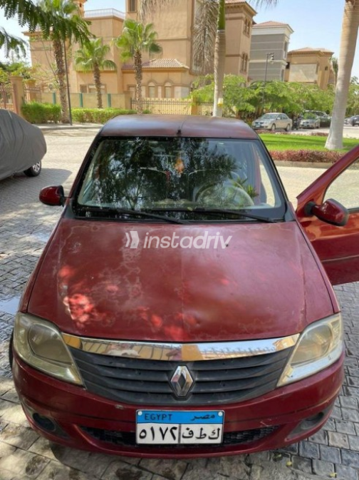 Renault Logan 2013 Red Manual Used for Sale in Cairo - 2