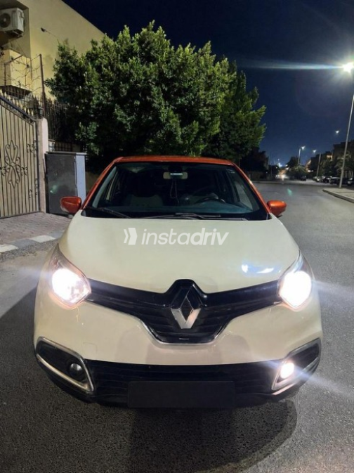Renault Captur 2017 White Automatic Used for Sale in Cairo - 2
