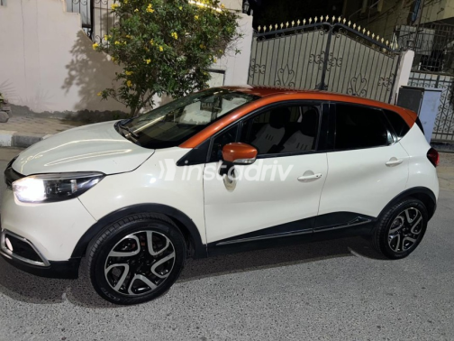 Renault Captur 2017 White Automatic Used for Sale in Cairo - 4