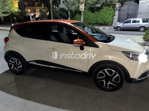 Renault Captur 2017 White Automatic Used for Sale in Cairo - 5