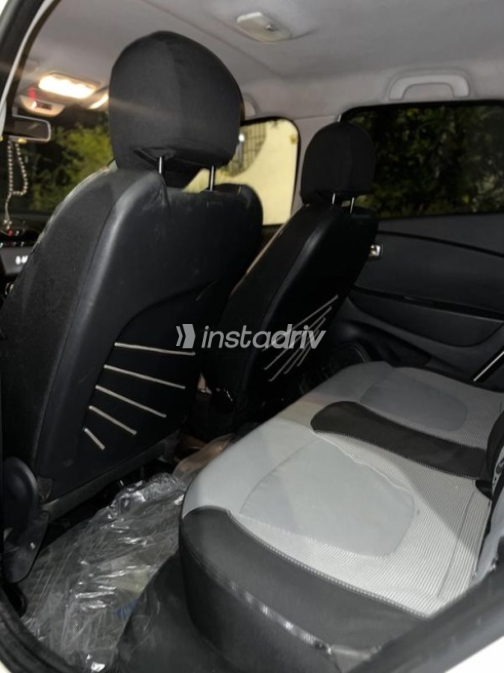Renault Captur 2017 White Automatic Used for Sale in Cairo - 6