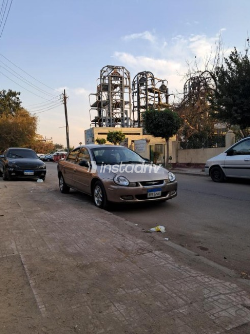 كرايسلر نيون 2000 برونزي أوتوماتيك مستعملة للبيع في مصر الجديدة - 4