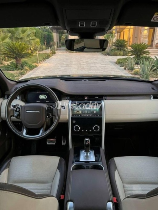 Land Rover Discovery sport 2020 Blue Automatic Used for Sale in 6 October - 4