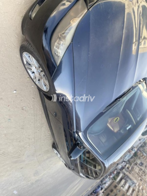 بي ام دبليو 330 2009 أزرق أوتوماتيك مستعملة للبيع في الهرم - 3