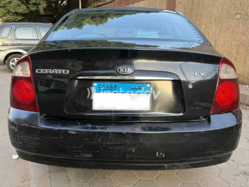 Kia Cerato 2006 Black Manual Used for Sale in El Haram - 7