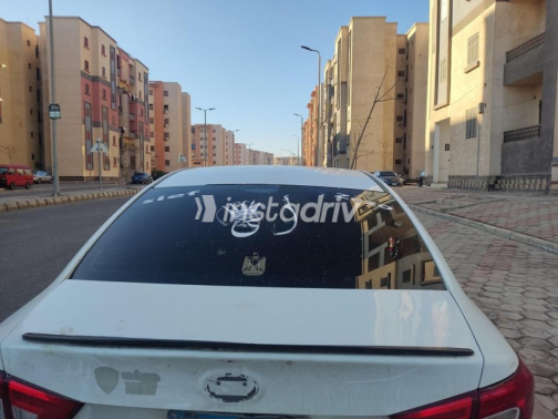 Faw B30 2018 White Automatic Used for Sale in Cairo - 3