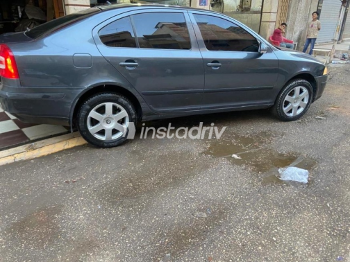 سكودا اوكتافيا A5 2009 بترولي أوتوماتيك مستعملة للبيع في المحلة - 3