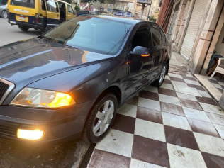 سكودا اوكتافيا A5 2009 بترولي أوتوماتيك مستعملة للبيع في المحلة
